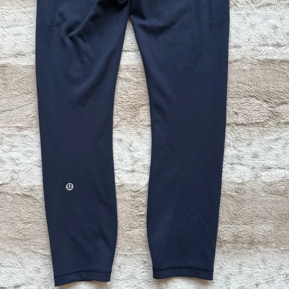 Lululemon Wunder Train High-Rise Crop with Pockets 23" in True Navy Size 4 - Picture 8 of 16
